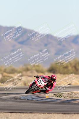 media/Dec-07-2025-CVMA (Sun) [[3e7d2de5dc]]/Race 16-Formula Middleweight/